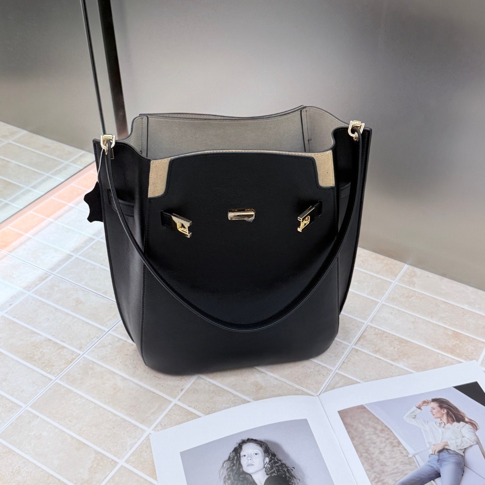 New Bucket Bag Old Money Wind  - Luxury Bags Tote review and price